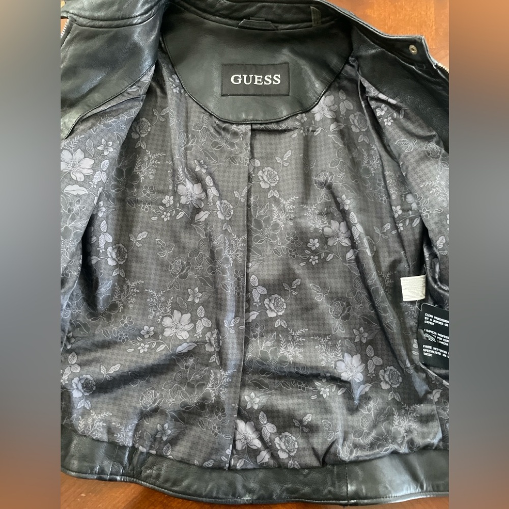 GUESS Black Leather Moto Jacket Fitted Zip Front Women’s Small - Picture 9 of 11